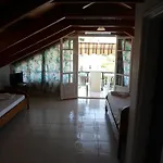 Aparthotel Basil 2*