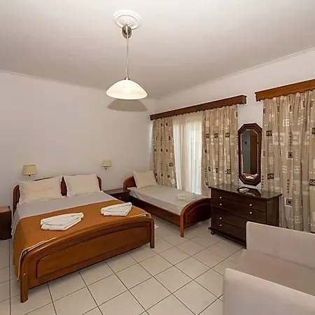 Hotel apartamentowy Basil 2*