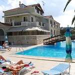 Lejlighedshotel Basil 2*