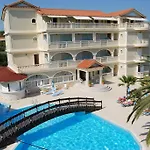 Aparthotel Basil 2*