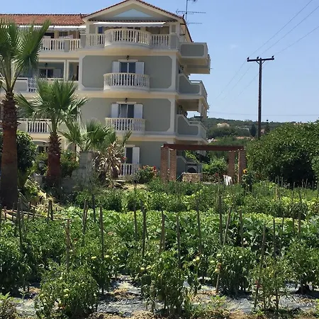 Hotel apartamentowy Basil