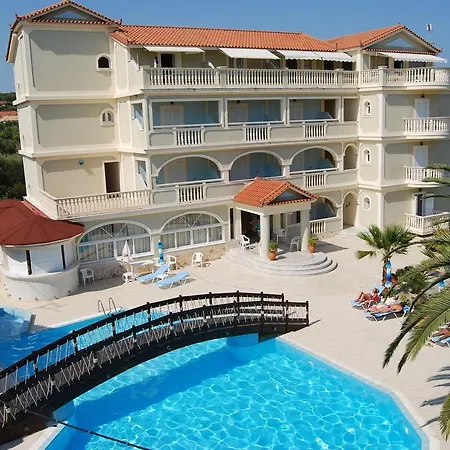 Hotel apartamentowy Basil 2*